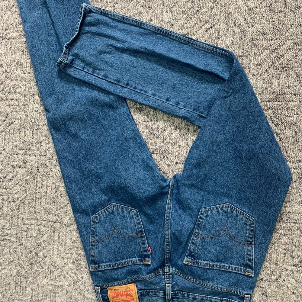 Levi jeans